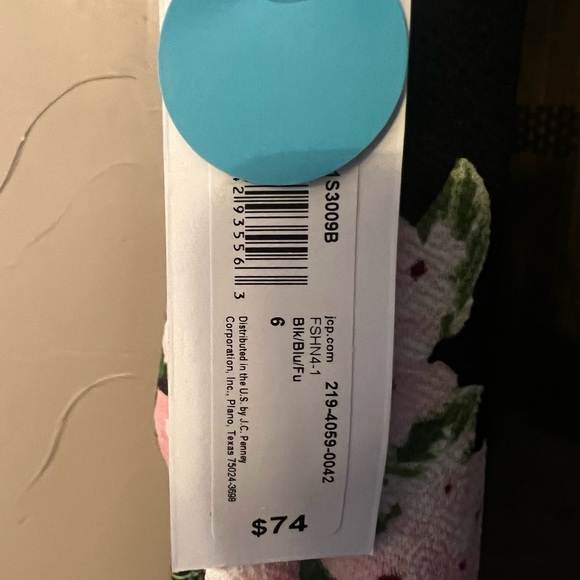 Floral off the shoulder dress - Picture 4 of 4